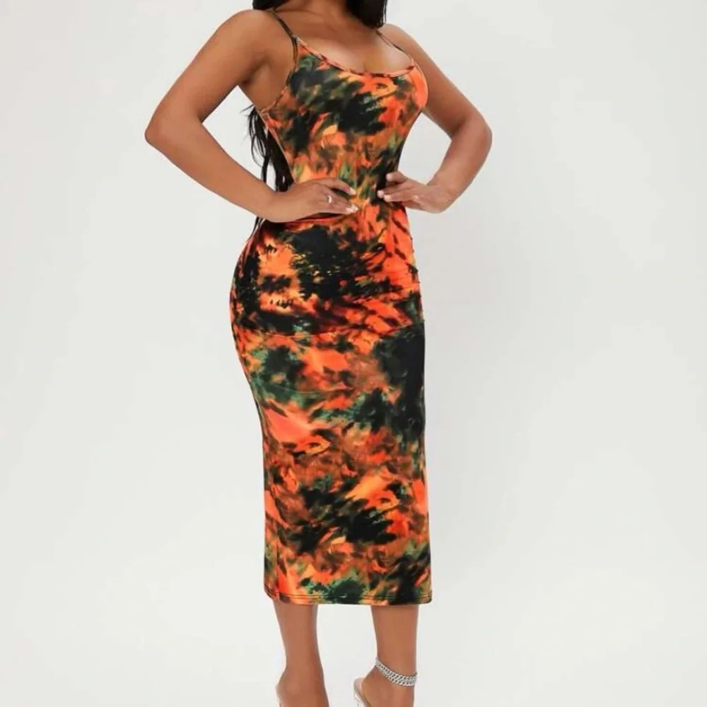 New Inventory 🔥Tie Dye Cami Bodycon Dress🔥 - Picture 3 of 6